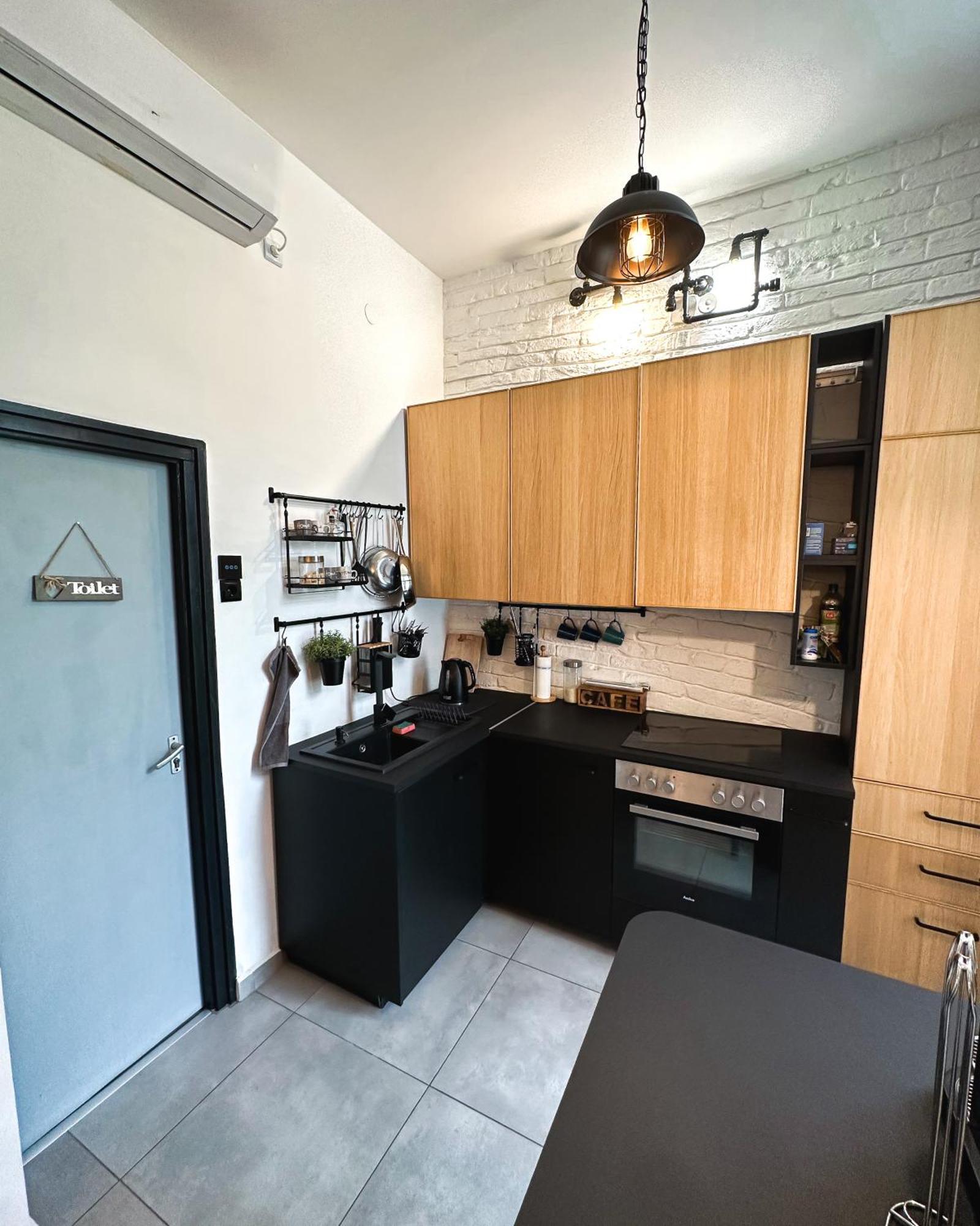 Urban Studio With Private Garden Near Andrassy Boedapest Buitenkant foto